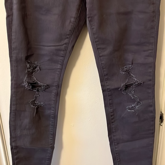 Universal Thread Jeans - Picture 14 of 16